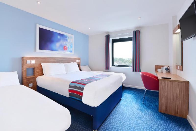 Travelodge Alton Four Marks Eksteriør bilde